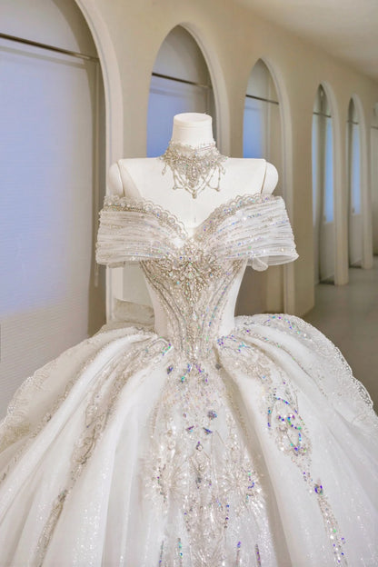 Romantic Women's Ball Gown Off The Shoulder With Appliqued Short Sleeves White Lace Tulle Sweep Train Wedding Dresses AU023