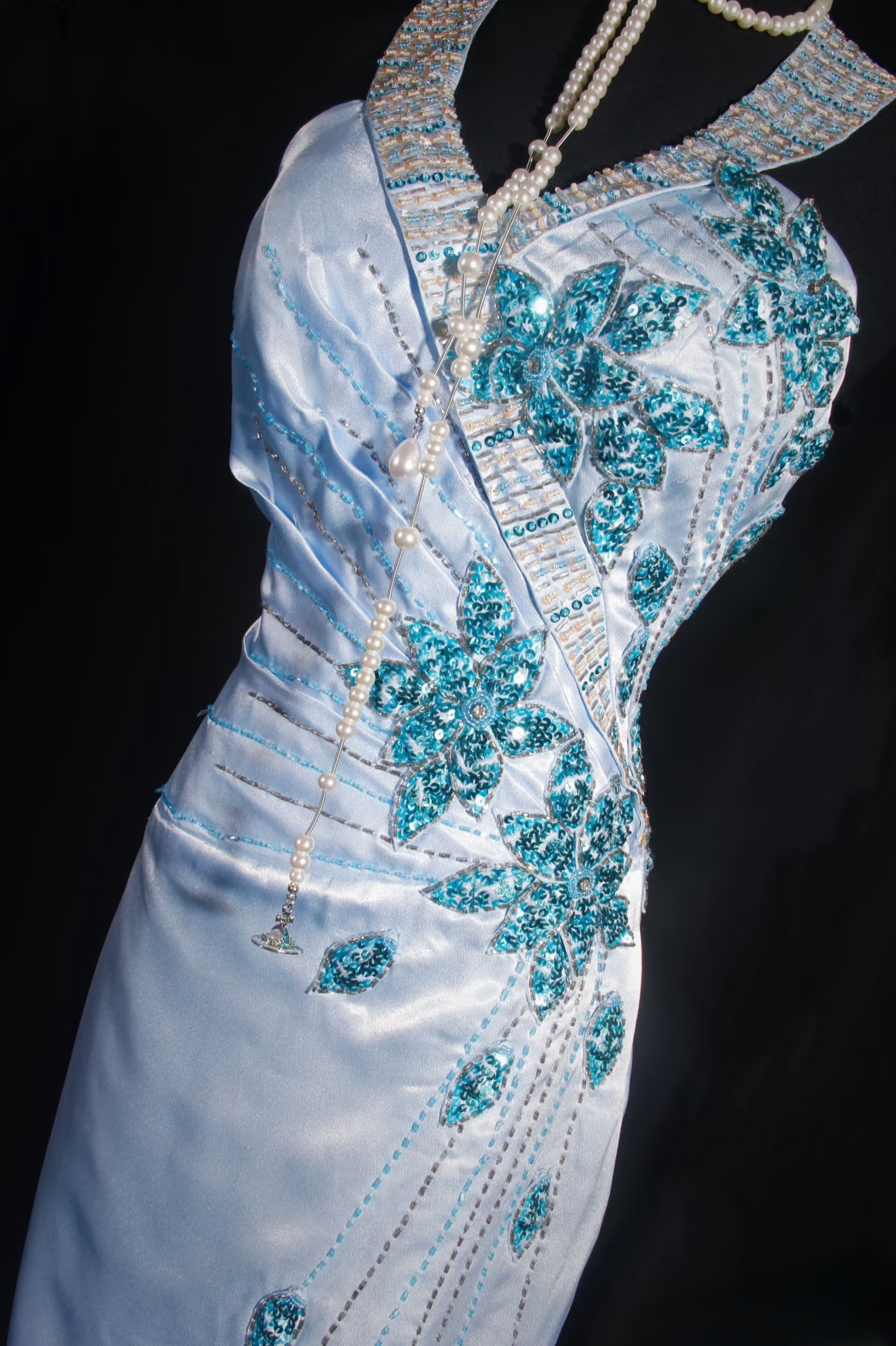 Retro Prom Dresses Mermaid Halter Blue Satin Beaded Vintage Fashion Long Prom Dresses Party Gowns AU027