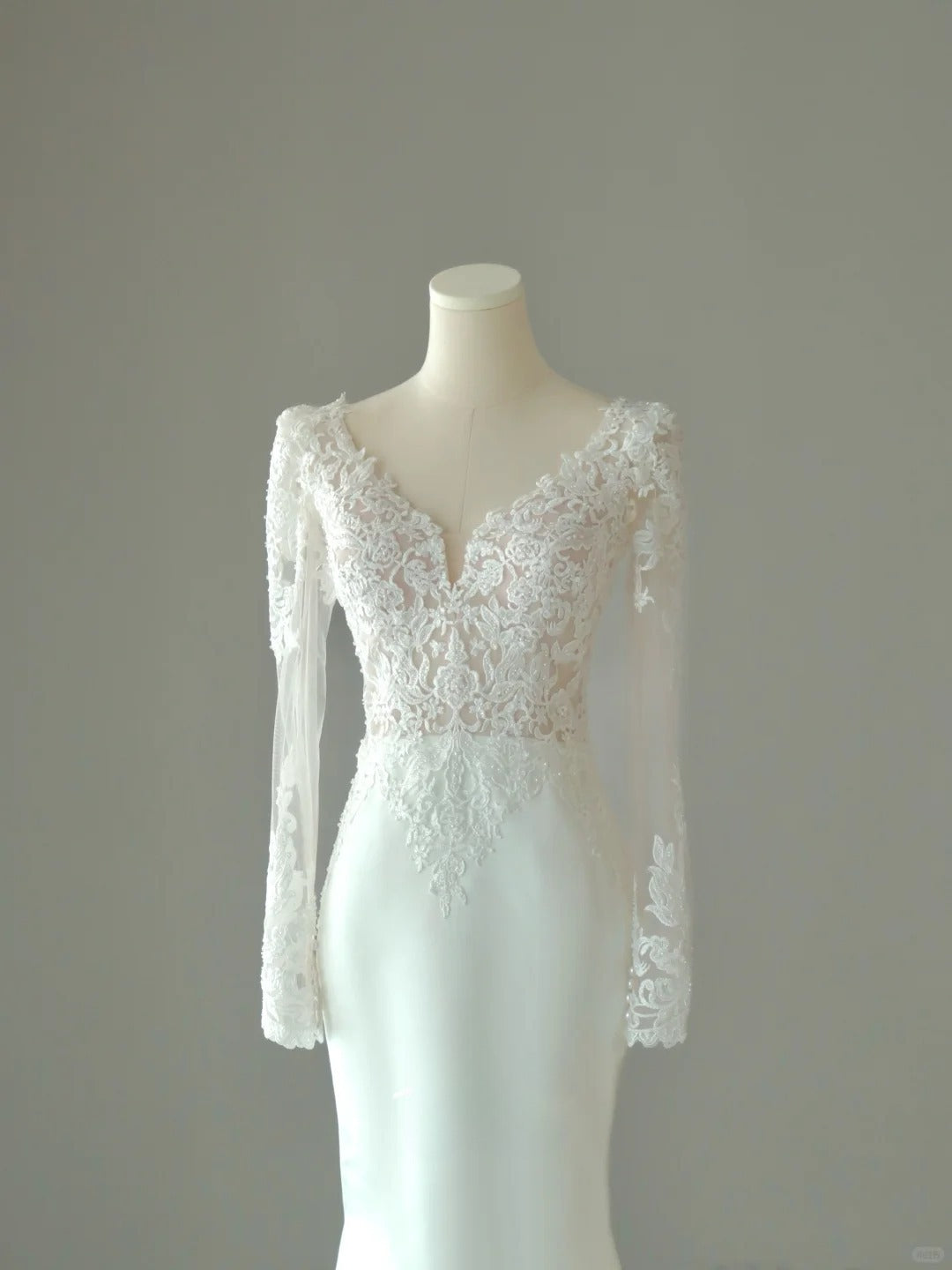 Elegant Mermaid V Neck With Sleeves White Satin Groom Bride Gown Bridal Dress Style Wedding Dresses RB7394