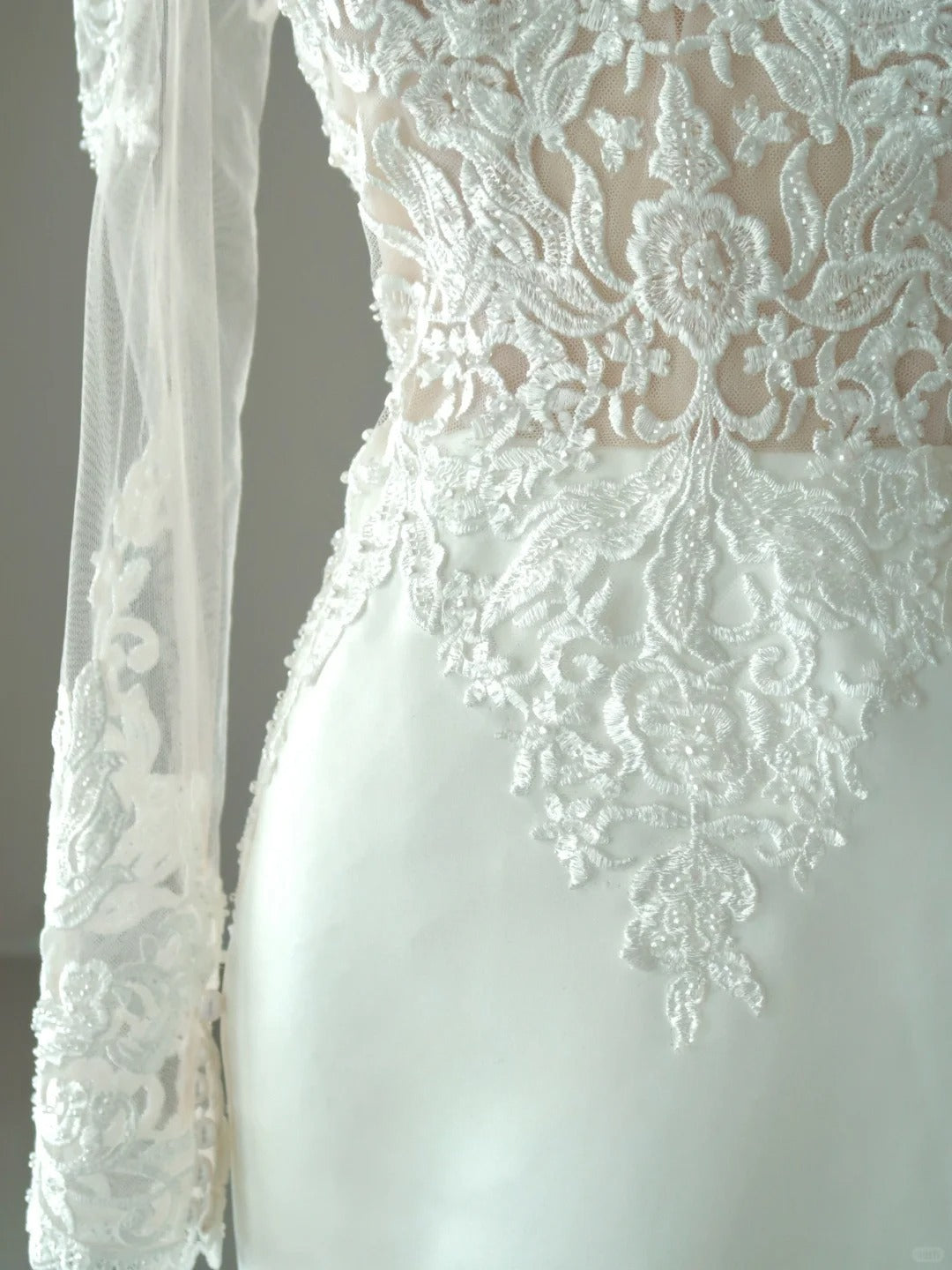 Elegant Mermaid V Neck With Sleeves White Satin Groom Bride Gown Bridal Dress Style Wedding Dresses RB7394