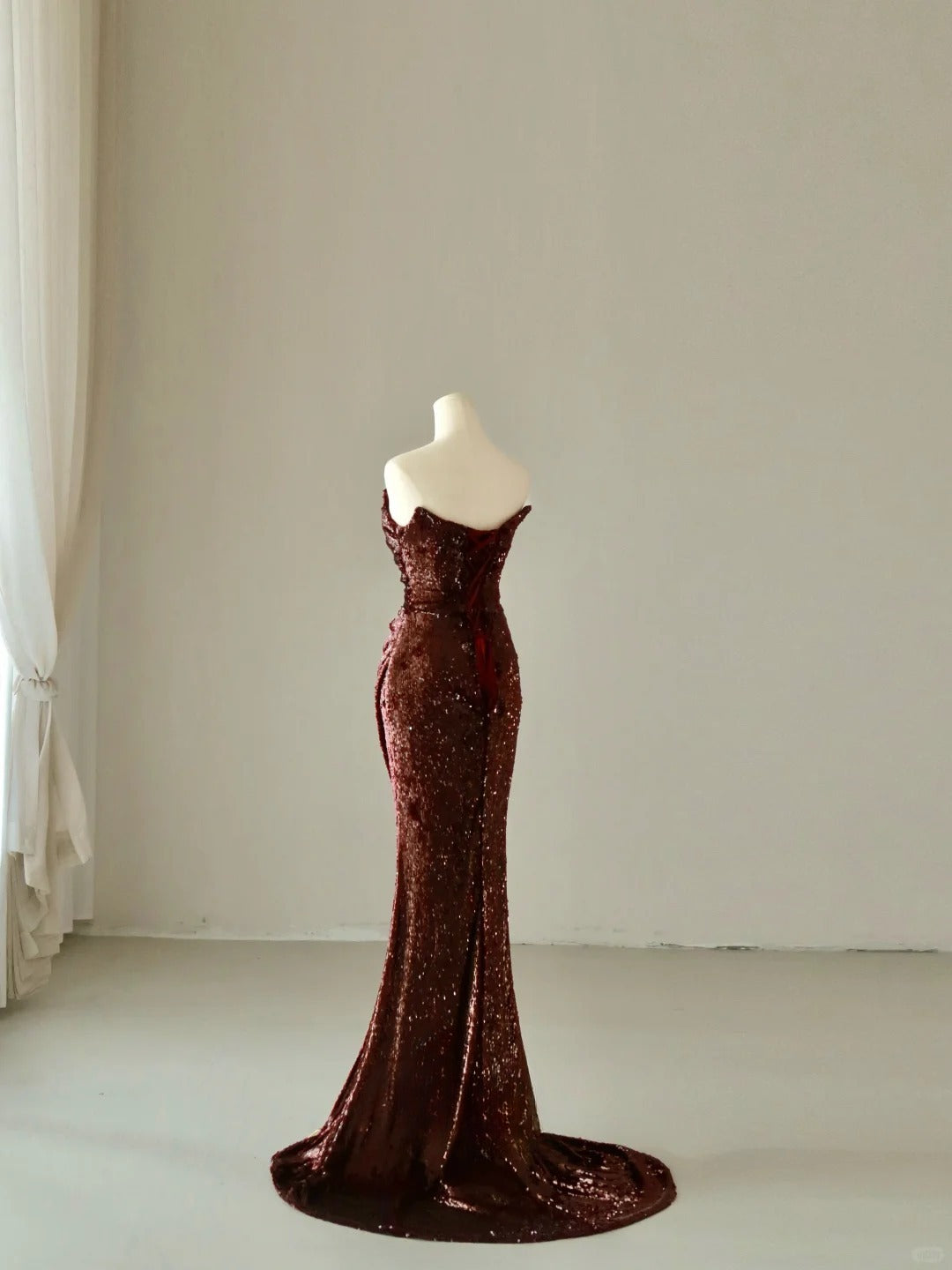 Sparkly Mermaid Sweetheart Burgundy Sequins Sleeveless Prom Dresses Long Prom Gowns AB219