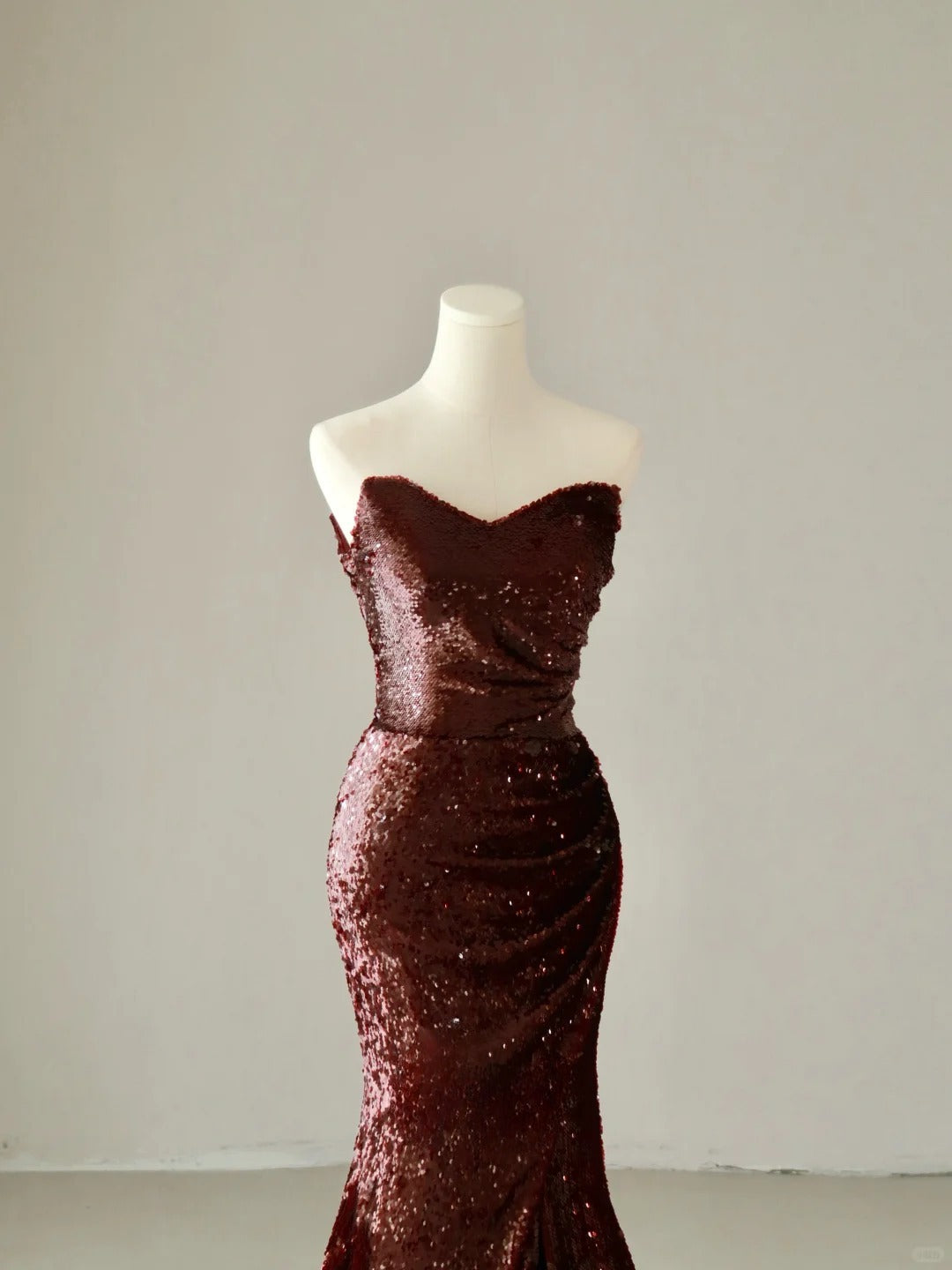Sparkly Mermaid Sweetheart Burgundy Sequins Sleeveless Prom Dresses Long Prom Gowns AB219