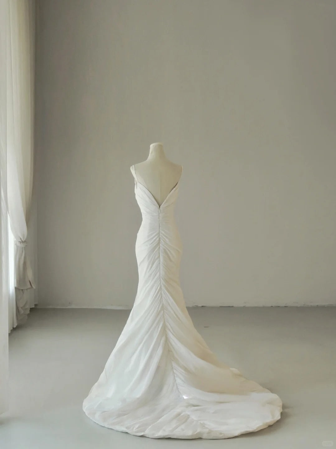 Elegant Mermaid Spaghetti Straps With Ruffled White Tulle Groom Bride Gown Bridal Dress Style Wedding Dresses RB7395