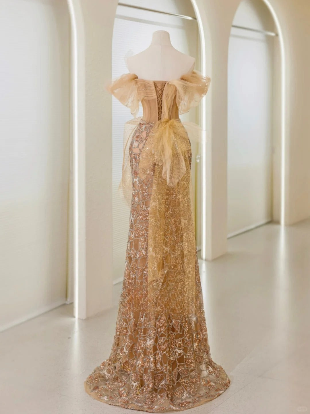 Classy Mermaid Off The Shoulder Gold Sequin Prom Dresses Long Party Dress Evening Outfits Graduation Dress AU041
