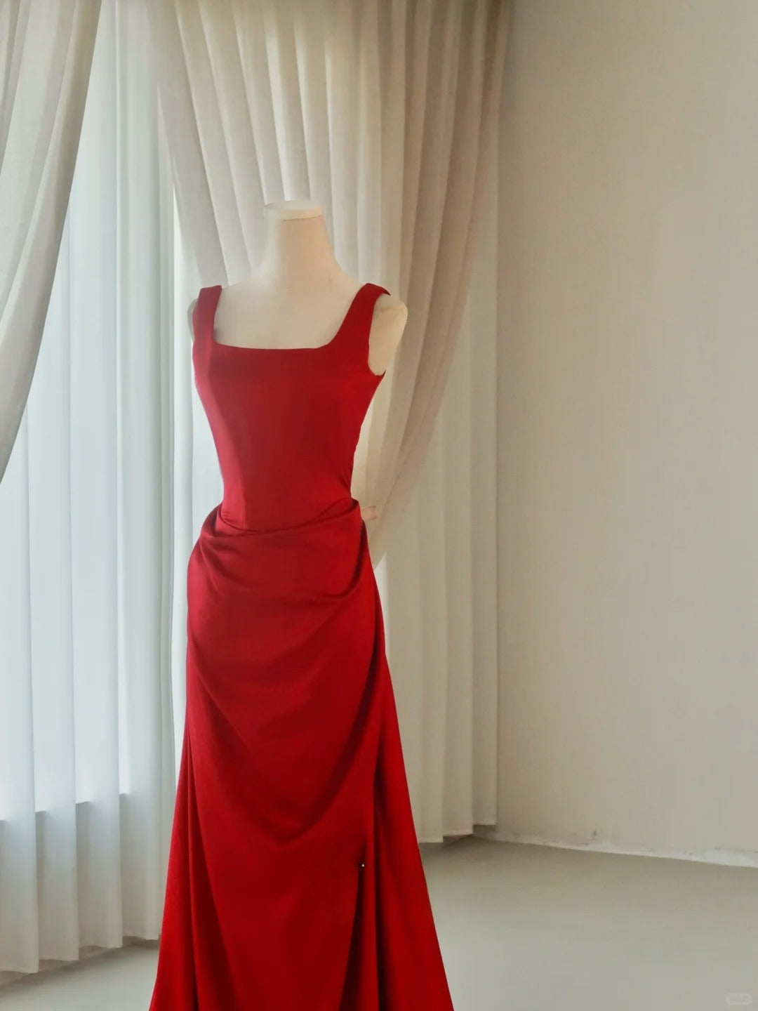 Simple Mermaid Square Neck Satin Red Sleeveless Prom Dresses Long Prom Gowns AB220
