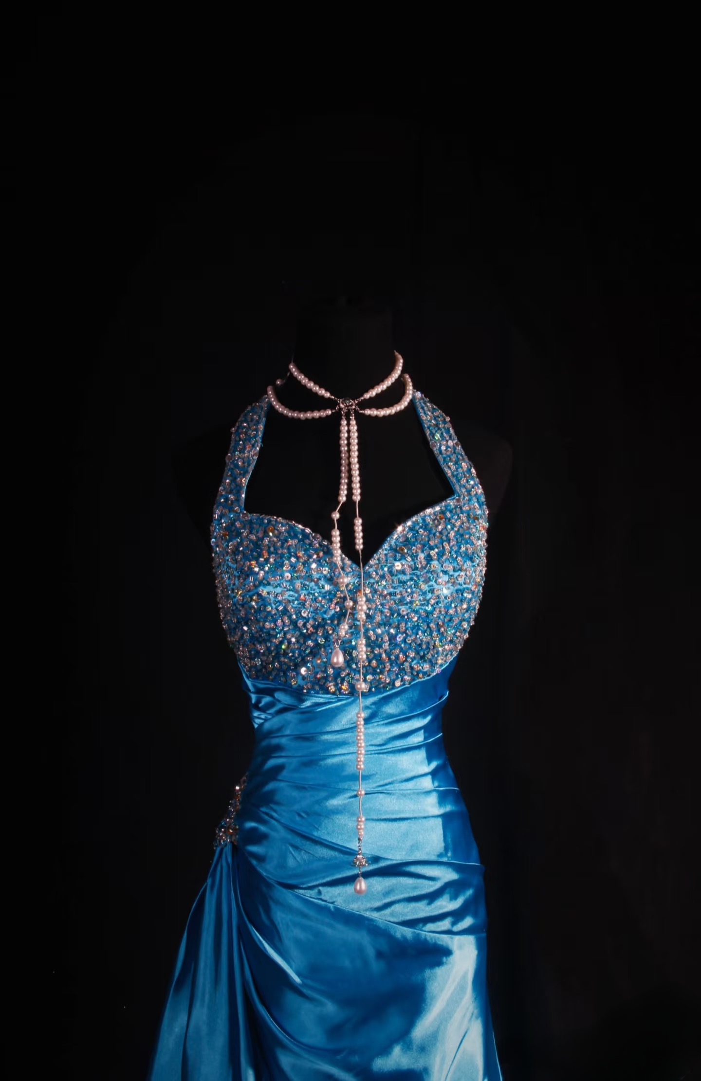 Retro Prom Dresses Sheath Halter Blue With Silver Beaded 70s 80s Pleated Vintage Fashion Long Prom Dresses Party Gowns AU048