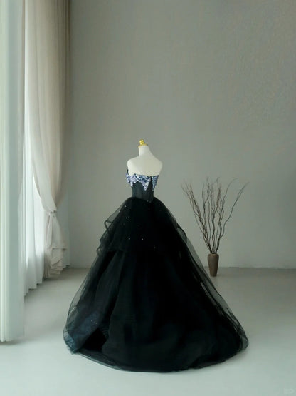 Charming Ball Gown Sweetheart Black Tulle Long Prom Dresses Sequins Prom Gowns AU061