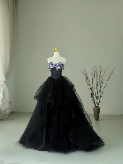 Charming Ball Gown Sweetheart Black Tulle Long Prom Dresses Sequins Prom Gowns AU061