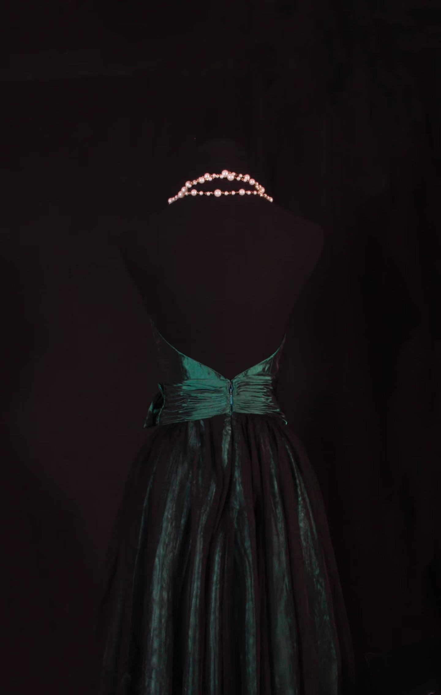 Chic Ball Gown Strapless Dark Green Taffeta Short 18th Birthday Dress Homecoming Dresses Cocktail Gown AU061
