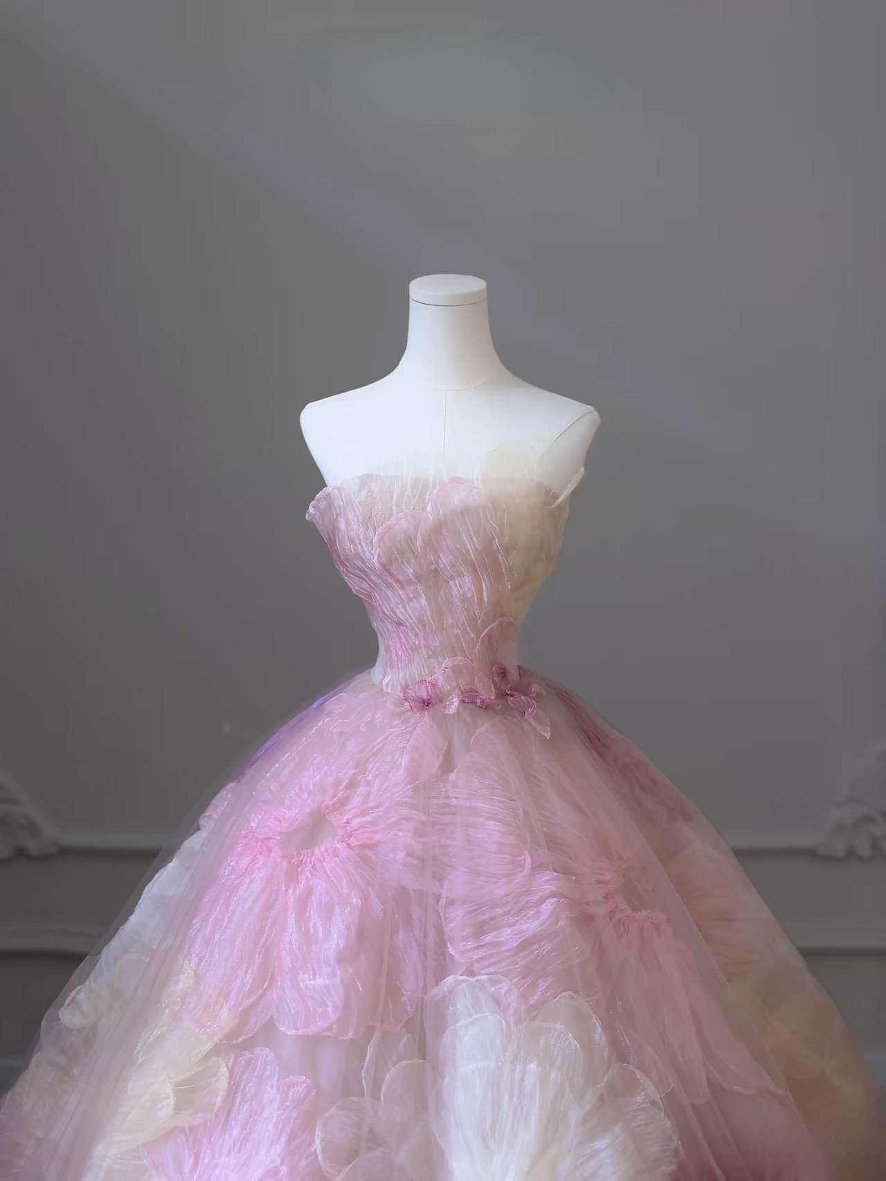 Sweet Strapless Ball Gown Strapless Floral Lace Long Quinceanera Dress Gorgeous Prom Dresses Sweet 15 16 Dress AU067