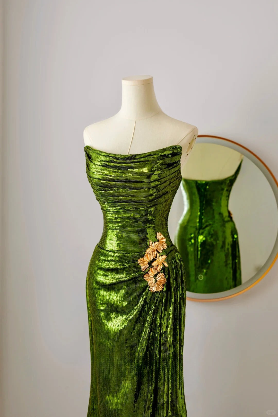 Unique Mermaid Strapless Green Sequin Prom Dresses Long Party Dress 20th Birthday Outfits Formal Gown AU071