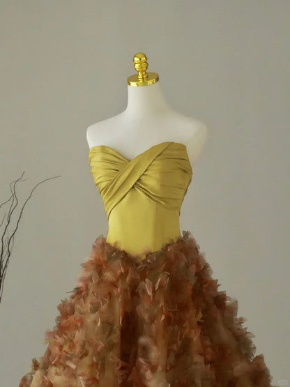 Beautiful Ball Gown Sweetheart Gold Long Prom Dresses Pleated Prom Gowns AU052