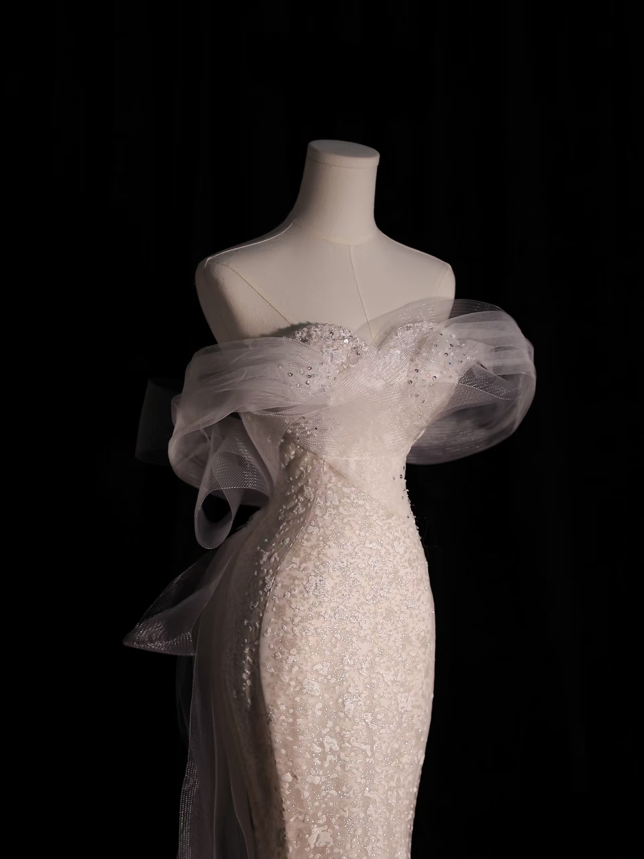 Dreamy Mermaid Off The Shoulder Sequin White Long Wedding Dress Fairy Formal Wedding Dresses AU075