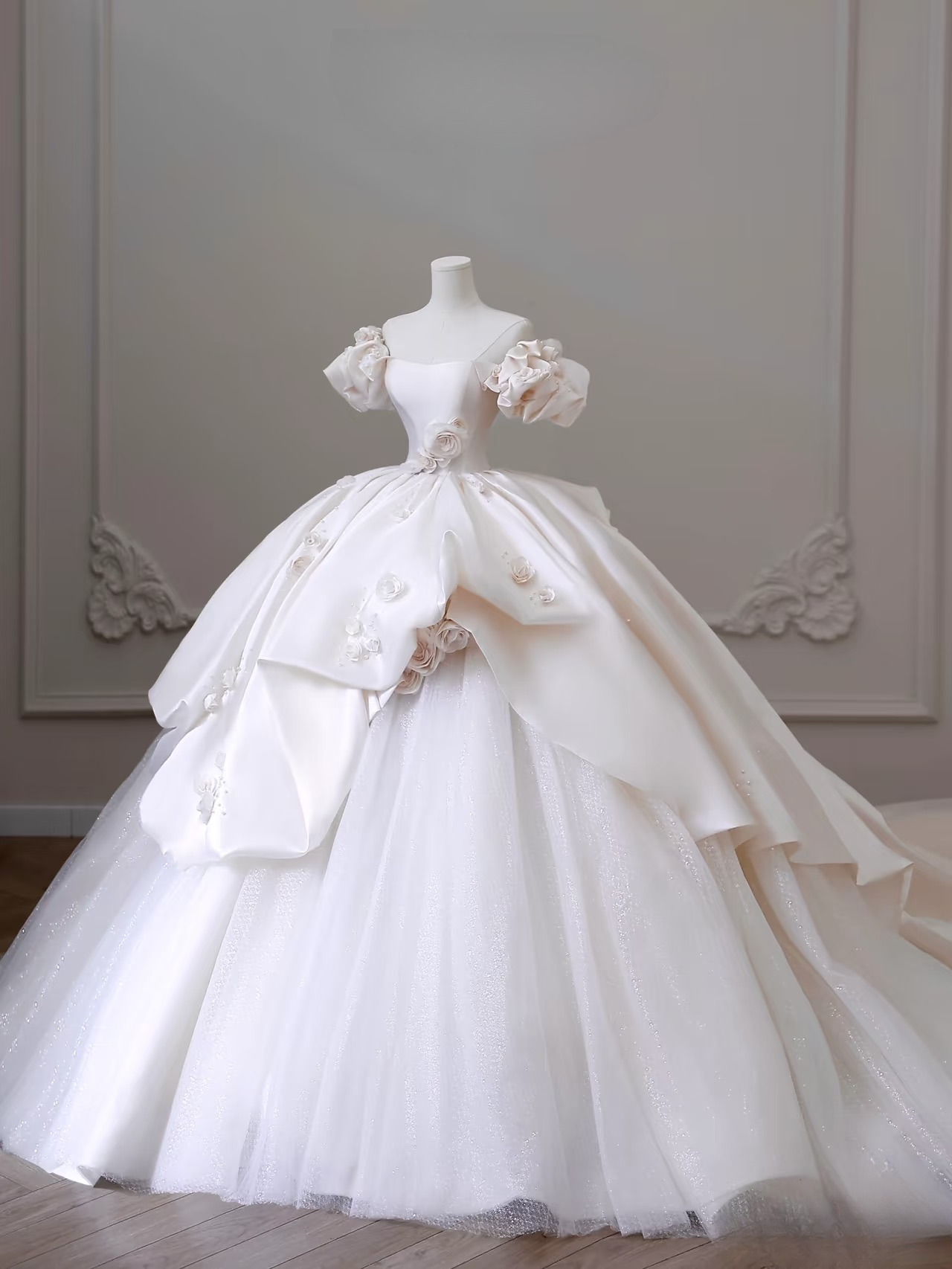 Dreamy Ball Gown Off The Shoulder Satin Short Sleeves White Long Flowers Wedding Dress Fairy Formal Wedding Dresses AU082