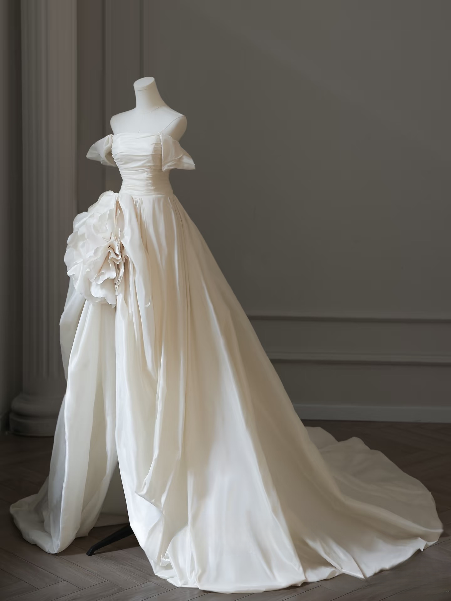 Simple High Low Off The Shoulder White Satin Long Wedding Dress Fairy Formal Wedding Dresses AU083