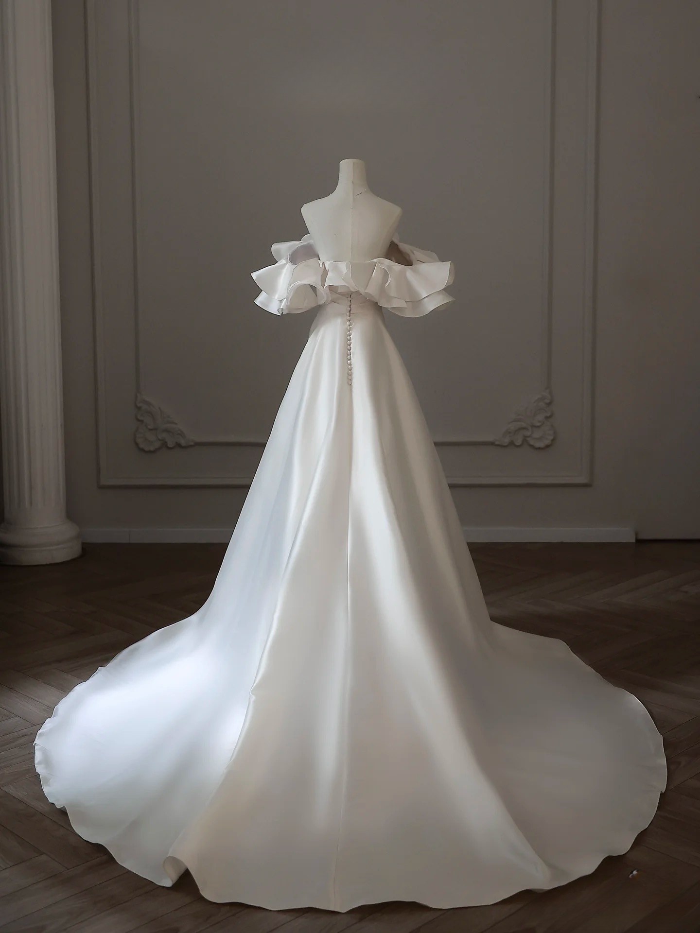 Dreamy A Line Off The Shoulder Satin White Short Sleeves Wedding Dress Fairy Formal Wedding Dresses AU091