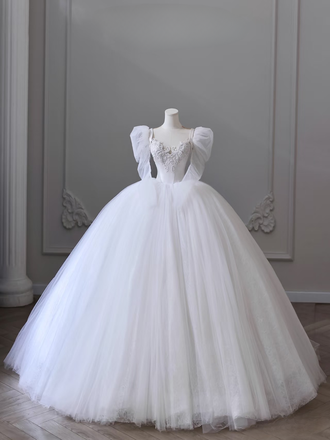 Classic Ball Gown Sweetheart Tulle Lace White Long Wedding Dress Fairy Formal Wedding Dresses AU092