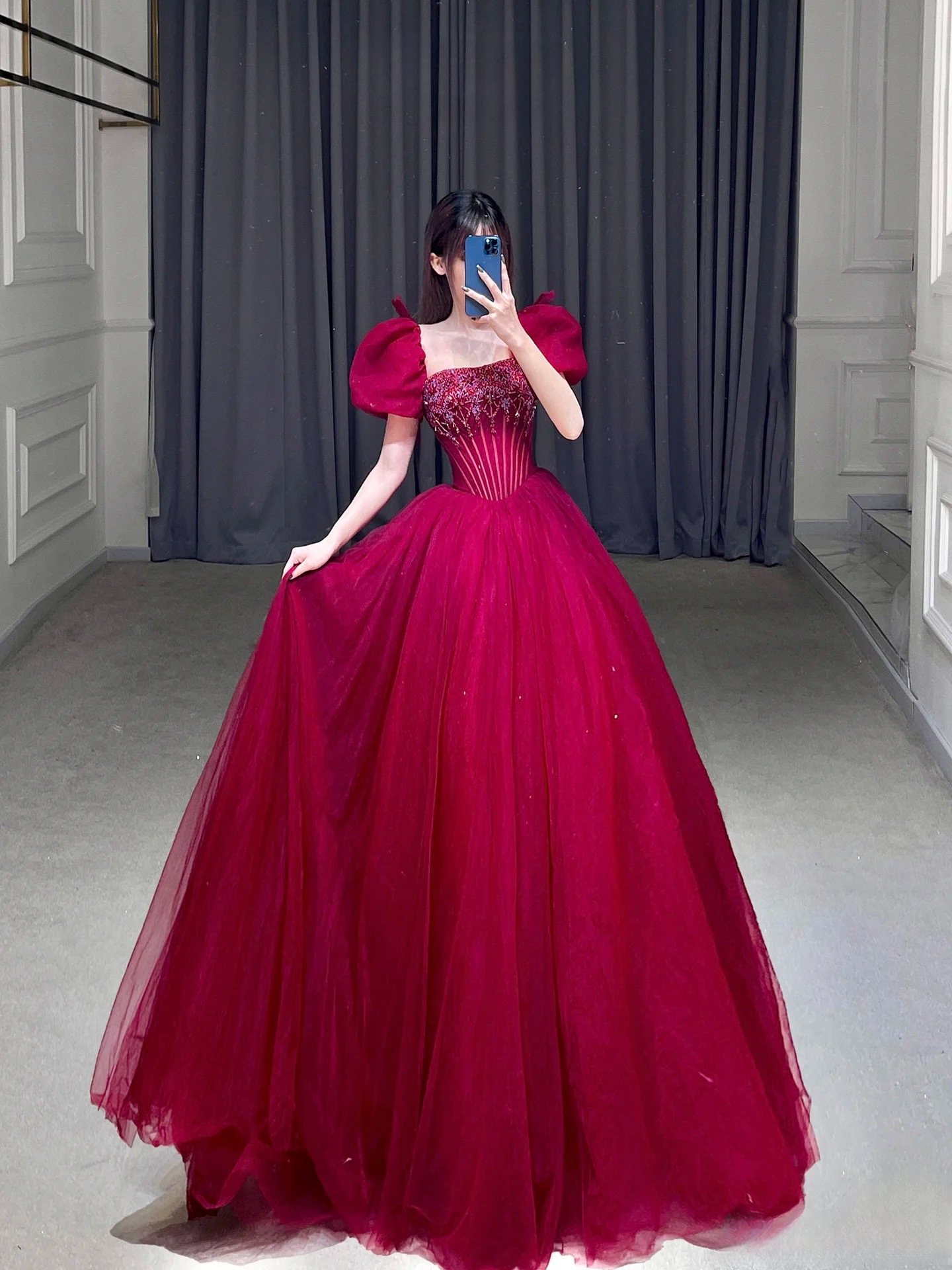 Modest Ball Gown Square Neck Burgundy Red Short Sleeves Long Quinceanera Dresses Sexy Quinceanera Gowns Sweet 16 Dress B234