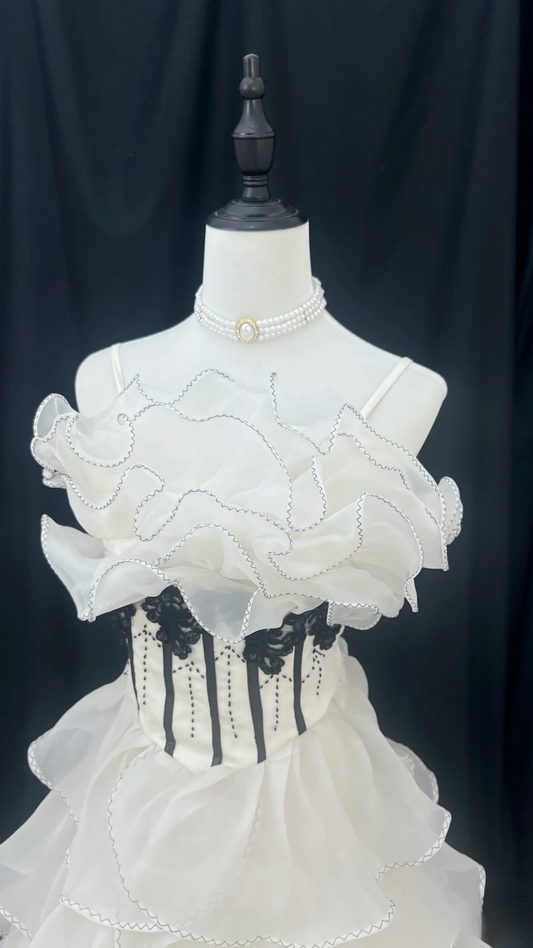 Retro Wedding Dresses Ball Gown Spaghetti Strap Plus Size 1970s Vintage Long Wedding Dress Bride Gowns AU111