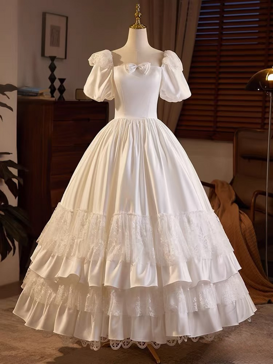 Vintage Ball Gown Square Neck Multi Layers White Satin Long Wedding Dress Bride Gowns Wedding Dresses With Sleeves AU124