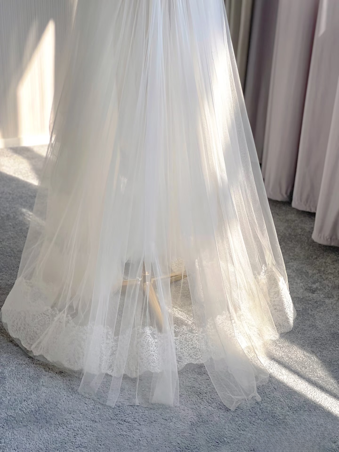 Dreamy A Line V Neck Tulle Lace White Lace Wedding Dress Fairy Formal Wedding Dresses AU126