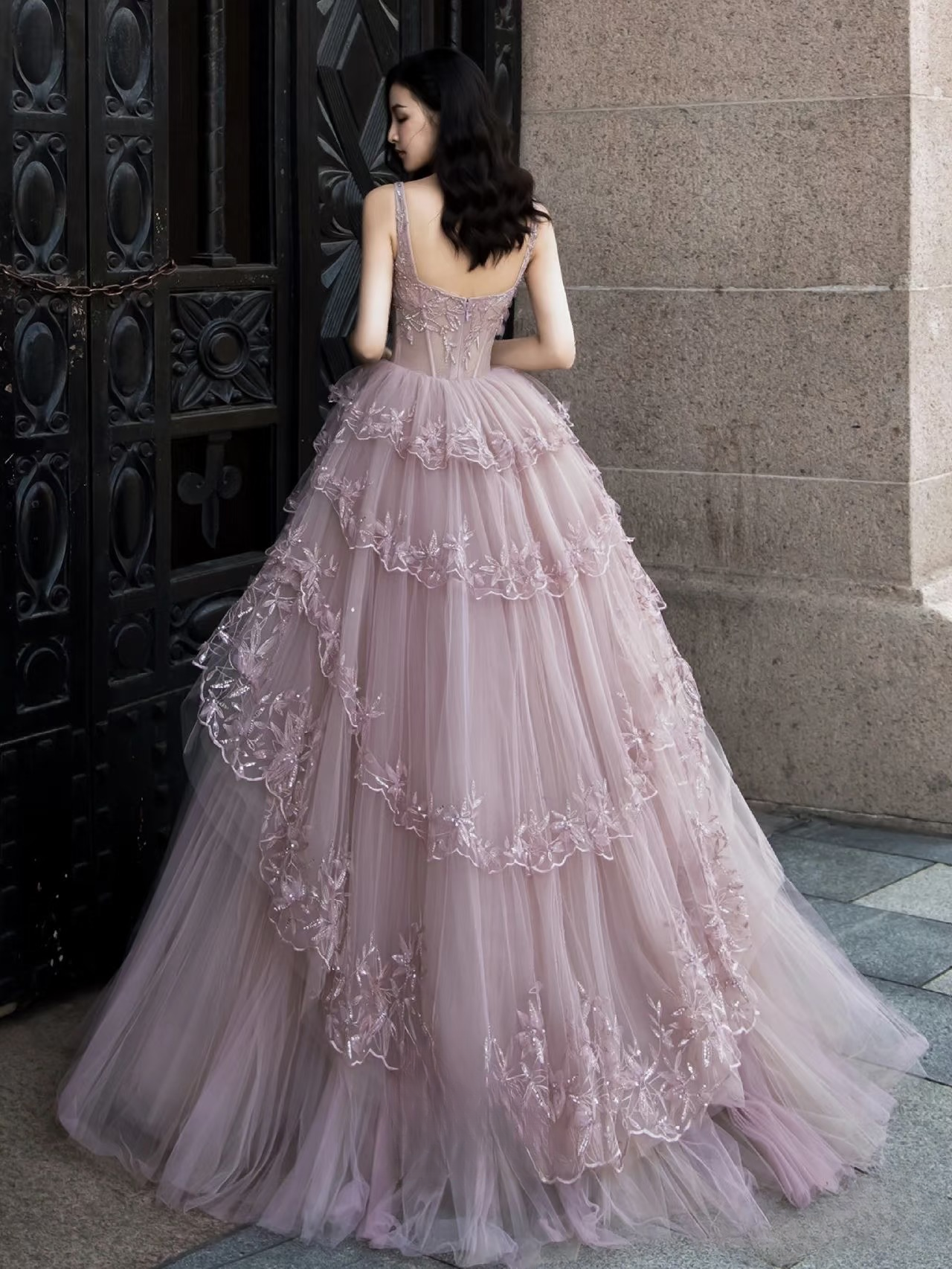 Modest Ball Gown Square Neck Pink Tulle Appliques Prom Dresses Inspiration Prom Dress Princess Party Birthday Graduation Outfits AU128