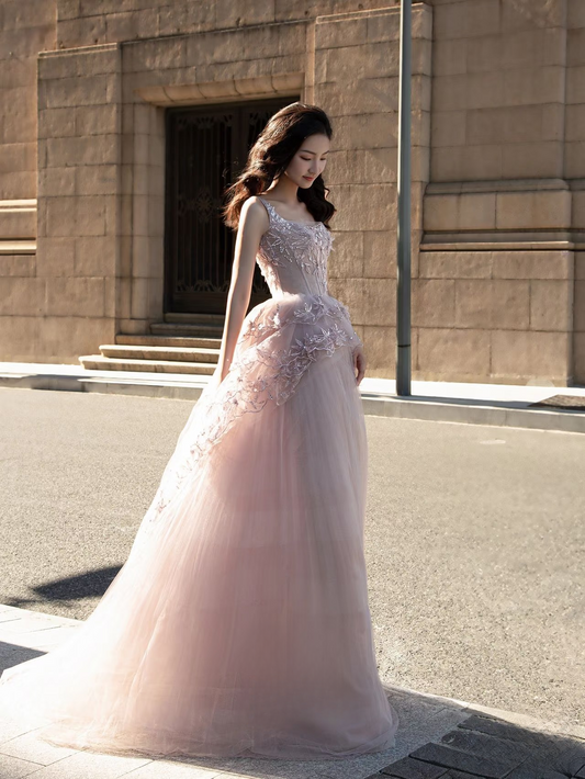 Modest Ball Gown Square Neck Pink Tulle Appliques Prom Dresses Inspiration Prom Dress Princess Party Birthday Graduation Outfits AU128