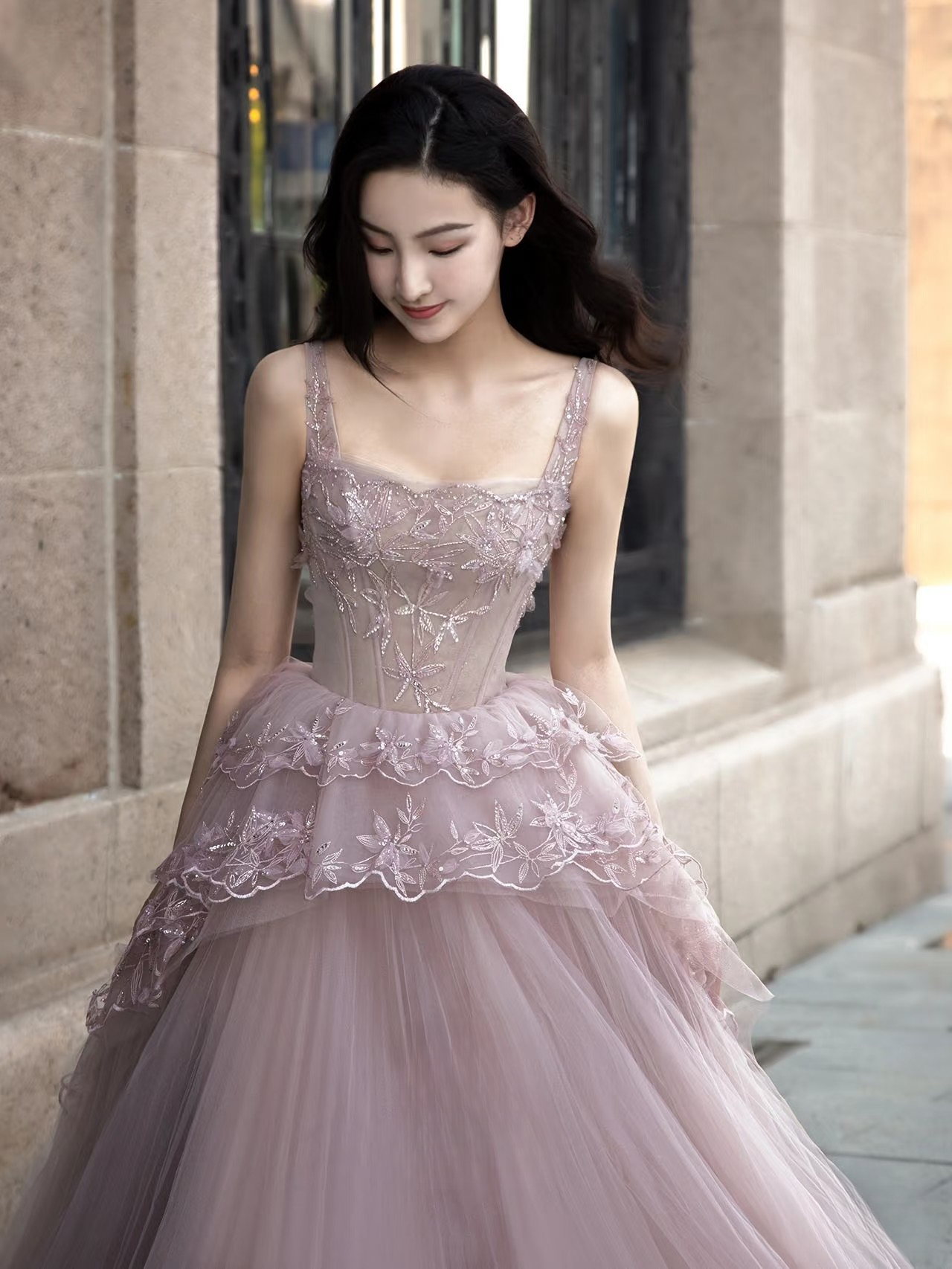 Modest Ball Gown Square Neck Pink Tulle Appliques Prom Dresses Inspiration Prom Dress Princess Party Birthday Graduation Outfits AU128