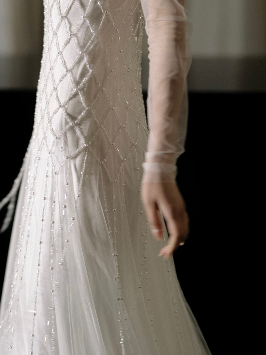Dreamy Mermaid Tulle White Pearls White Wedding Dress Fairy Formal Wedding Dresses AU130
