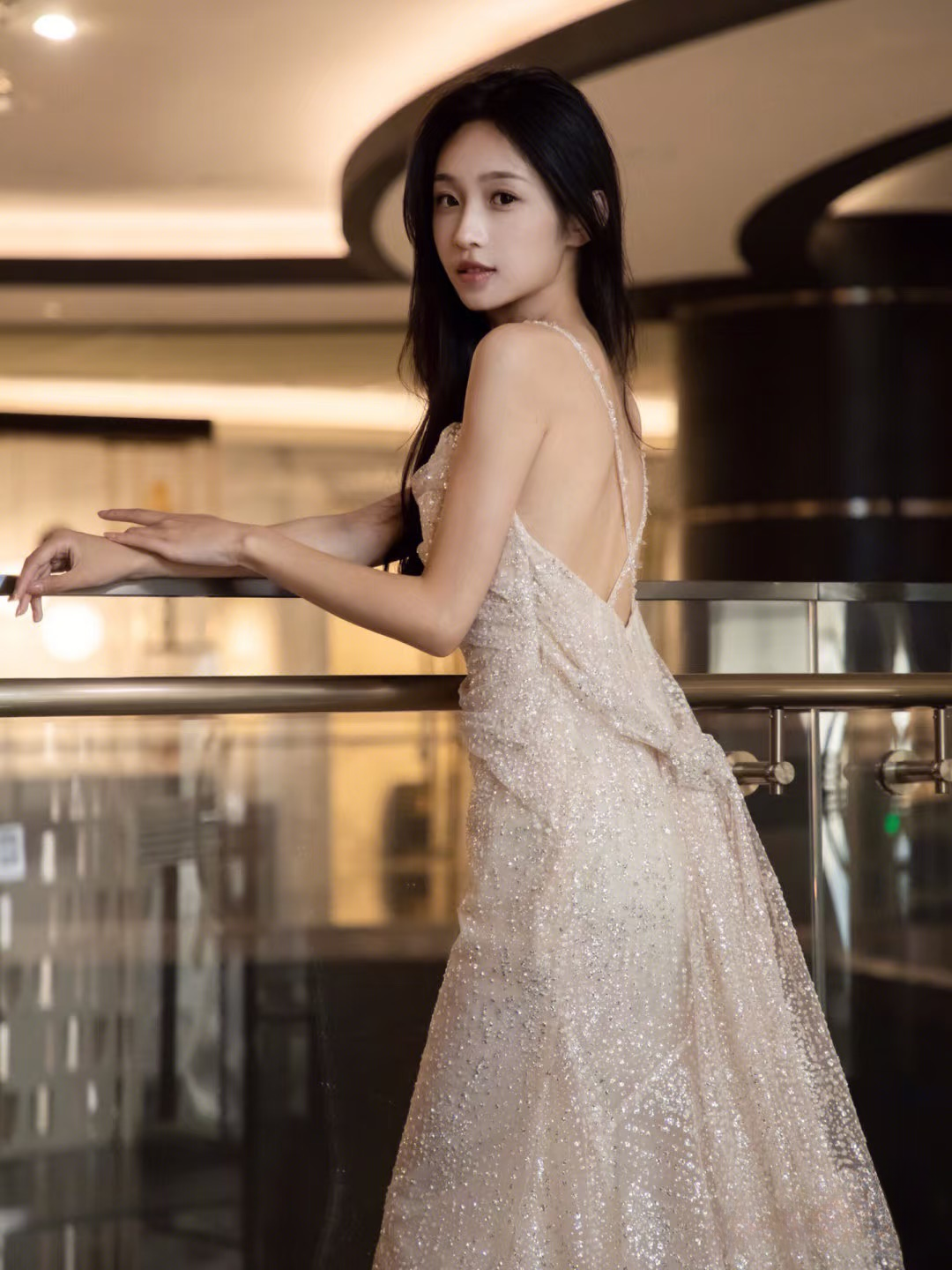 Dream Mermaid Spaghetti Straps Sequin White Wedding Dress Fairy Formal Wedding Dresses AU132