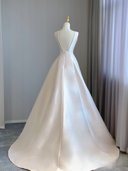 Dream Ball Gown V Neck Sleeveless Satin White Wedding Dress Fairy Formal Brides Gown Wedding Dresses AU138