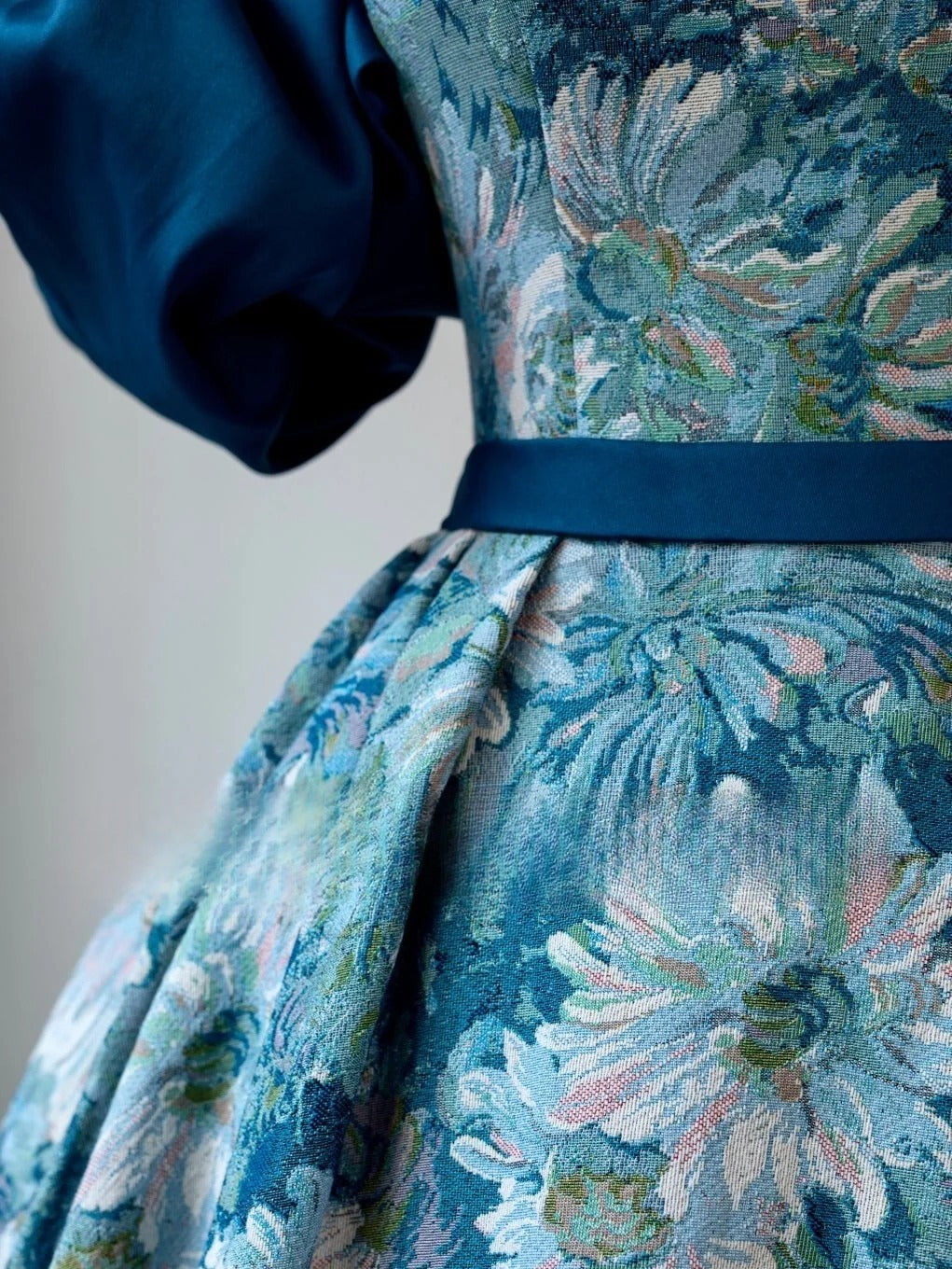 Modest Ball Gown Strapless Floral Blue Satin Prom Dresses Long Sweet 16 Birthday Party Dress Evening Dresses AU161