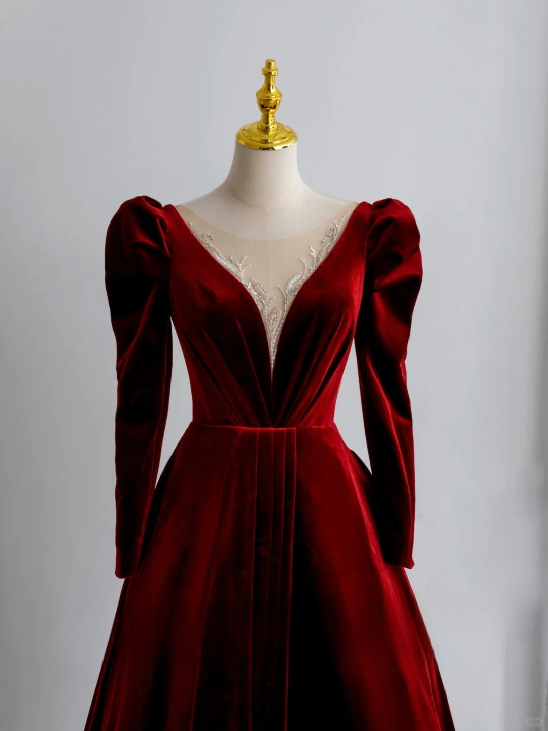 Charming A Line V Neck With Long Sleeves Burgundy Velvet Long Prom Dresses Formal Party Dress Prom Gown AU162