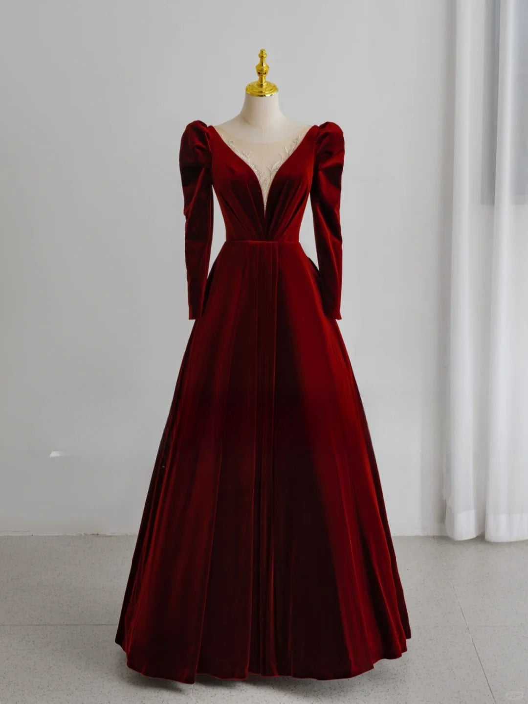 Charming A Line V Neck With Long Sleeves Burgundy Velvet Long Prom Dresses Formal Party Dress Prom Gown AU162