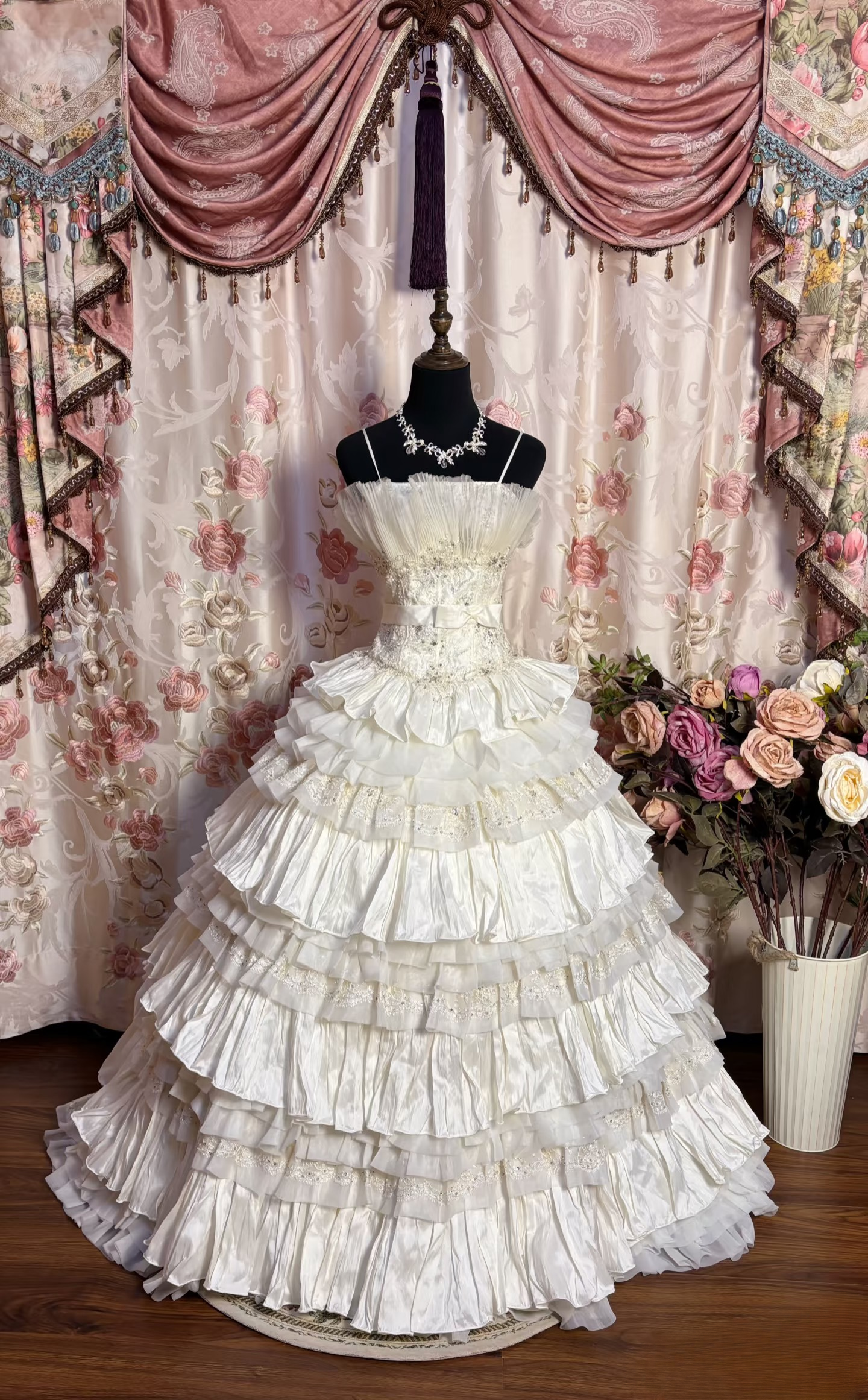 Retro Ball Gown Spaghetti Strap Ivory 70s Fitted Corset Bride Gown Long Wedding Dresses Bride Dress AU167