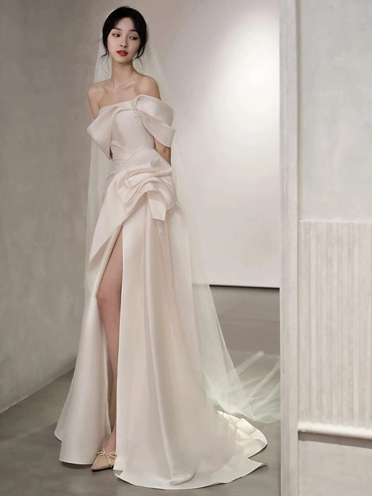 Dreamy Mermaid Off The Shoulder Satin Wedding Dress With Sleeves Fairytale Autumn Wedding Dresses AU179
