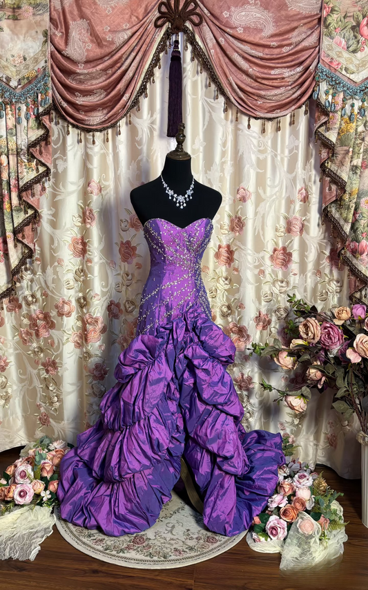 Vintage Ball Gown Sweetheart Grape With Layers Beads Sleeveless 90s Long Prom Dresses Prom Gowns AU180