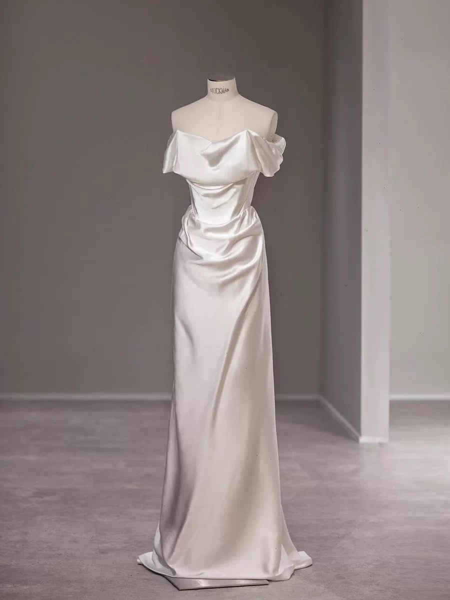 Simple Mermaid Off The Shoulder Satin Wedding Dress With Sleeves Fairytale Autumn Wedding Dresses AU183