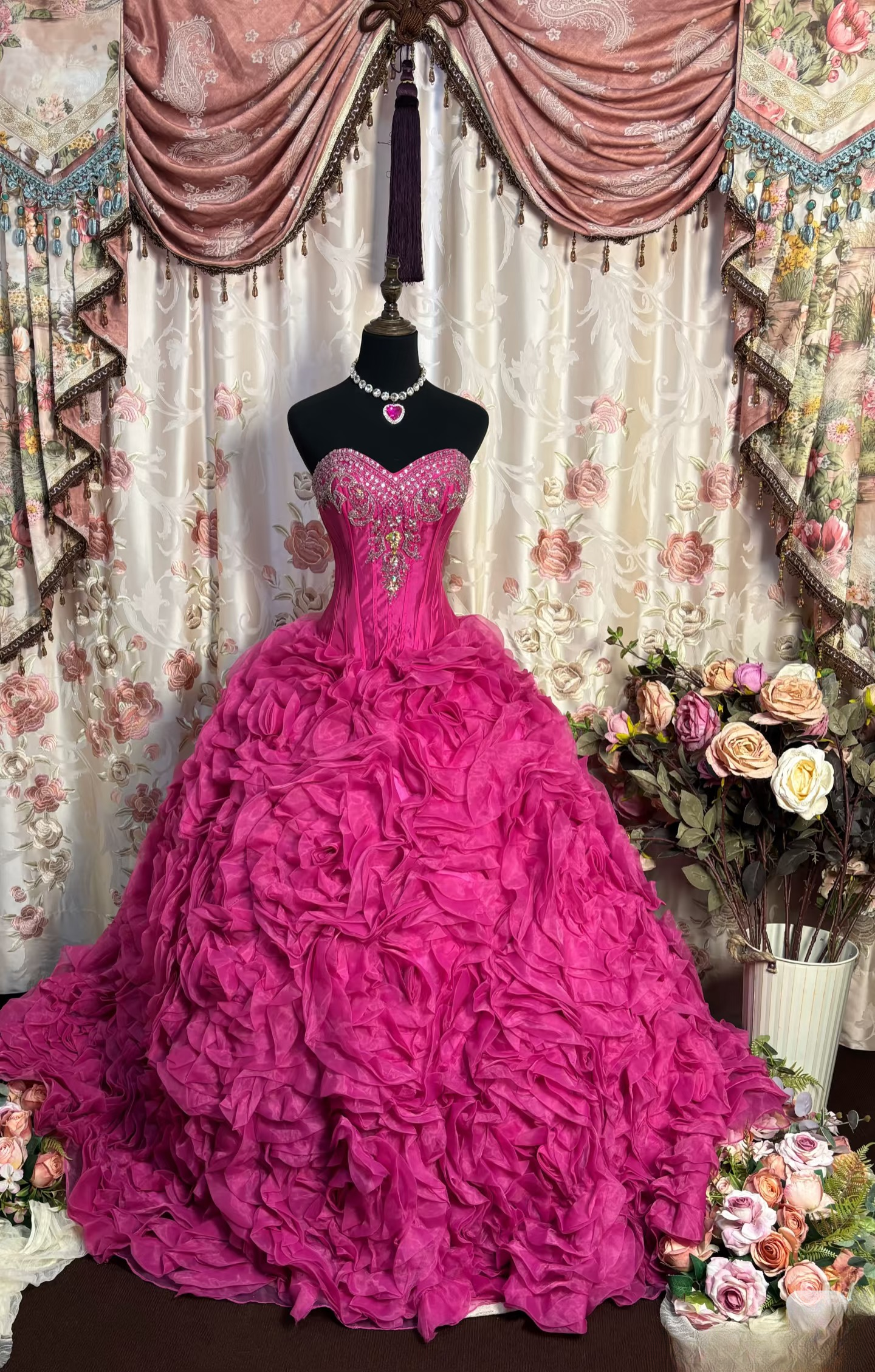 Chic Ball Gown Sweetheart Hot Pink Tulle Long Quinceanera Dress Sweet 15 16 Dresses AU195