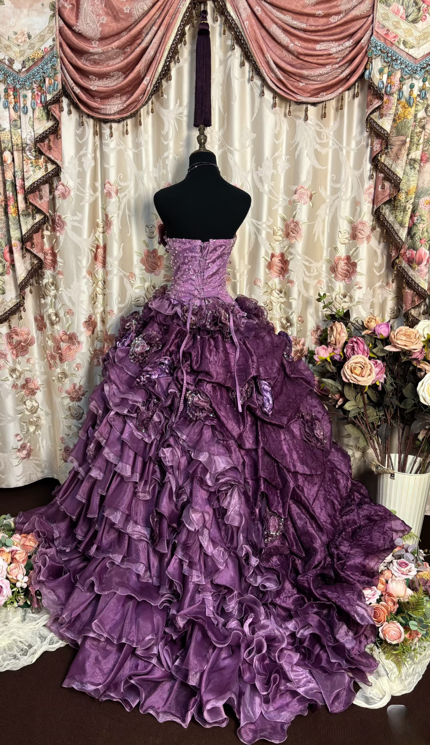 Vintage Ball Gown Strapless Grape Tulle Beaded Long Quinceanera Dress Sweet 15 Gown 16 Birthday Dresses A202