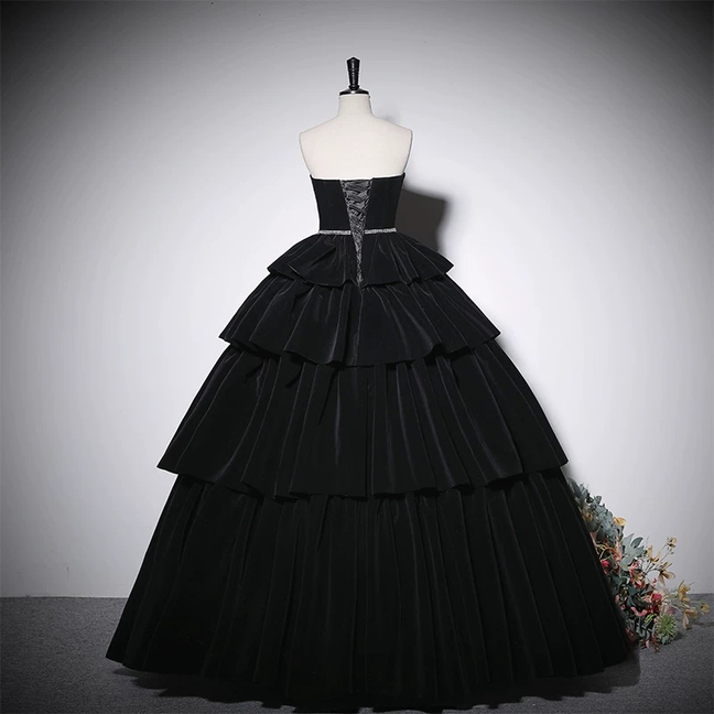 Black Quinceanera Dresses Ball Gown Strapless Velvet Birthday Prom Gowns Vestidos De 15 Anos Formal Party Long Sweet 16 Dress AU221