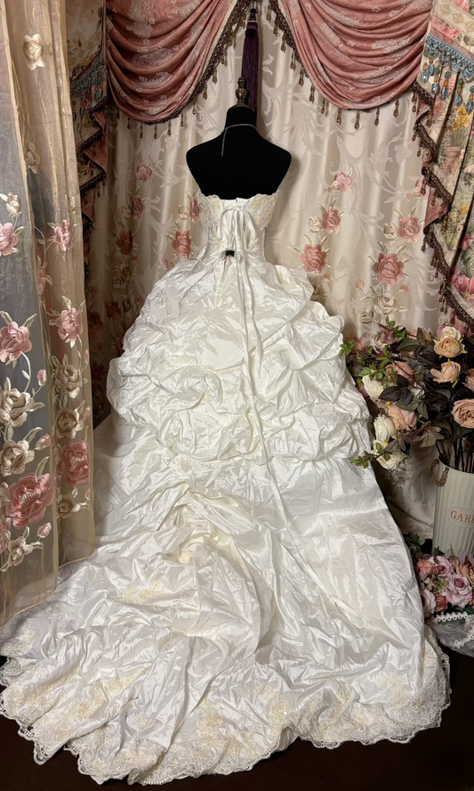 Retro Ball Gown Sweetheart Neckline 60s White Fitted Corset Bride Gown Long Wedding Dresses AU222