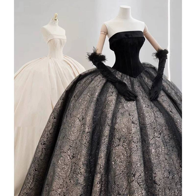 Black Quinceanera Dresses Ball Gown Strapless Velvet Prom Gowns Vestidos De 15 Anos Formal Party Long Sweet 16 Dress AU225