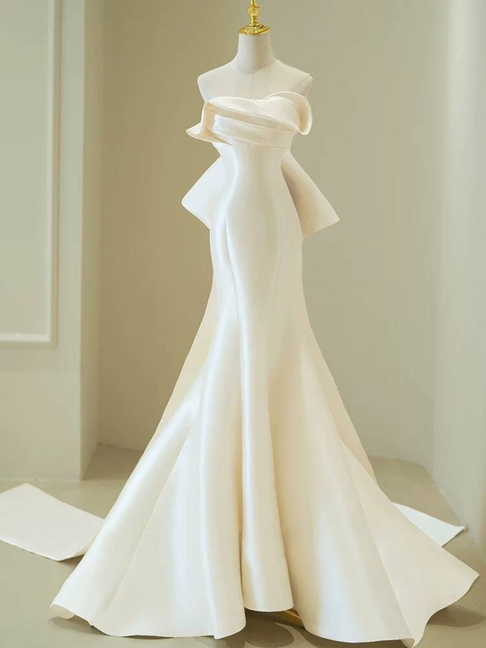Timeless Mermaid Sweetheart White Satin Wedding Dress Long Fairytale Autumn Vintage Wedding Dresses AU258