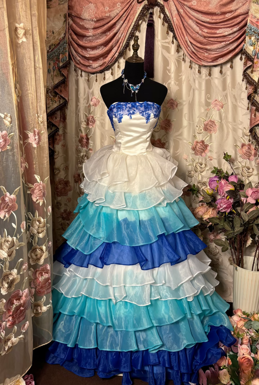 Vintage Ball Gown Strapless Sleeveless Multi Layers Chiffon Prom Dress Long Quinceanera Dresses Sweet 15 16 Birthday Gown AU280