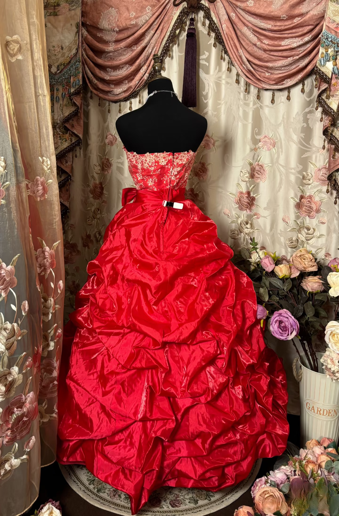 Vintage Ball Gown Strapless Red With Appliques Ruffle Layers Long Quinceanera Dresses Sweet 15 16 Birthday Gown AU287