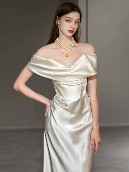 Simple Mermaid Off The Shoulder White Satin Wedding Dress Long Fairytale Autumn Wedding Dresses AU310