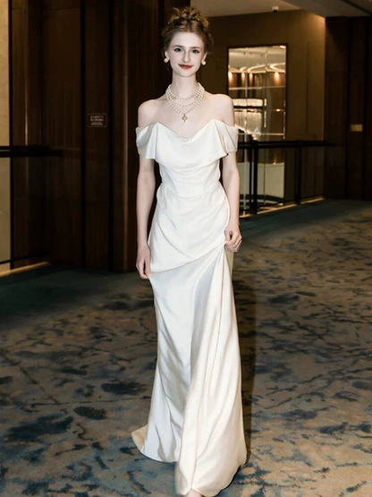 Simple Mermaid Off The Shoulder White Satin Wedding Dress Long Fairytale Autumn Wedding Dresses AU310