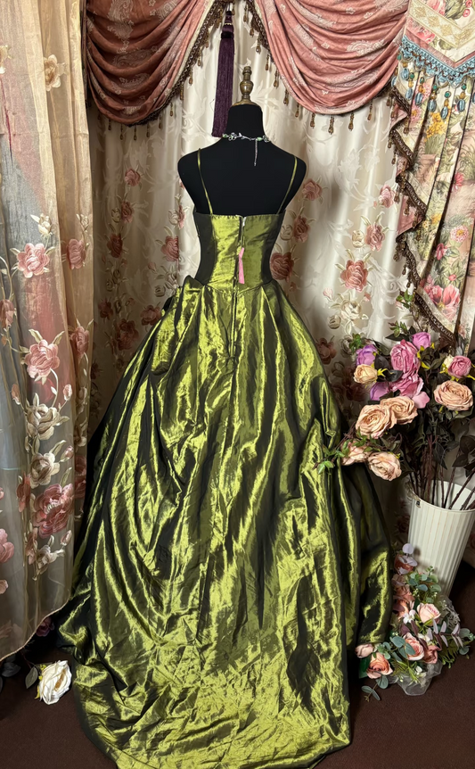 Dazzling Ball Gown Spaghetti Strap Olive Green With Beads Ruffle Layers Long Quinceanera Dresses Sweet 15 16 Birthday Gown AU312