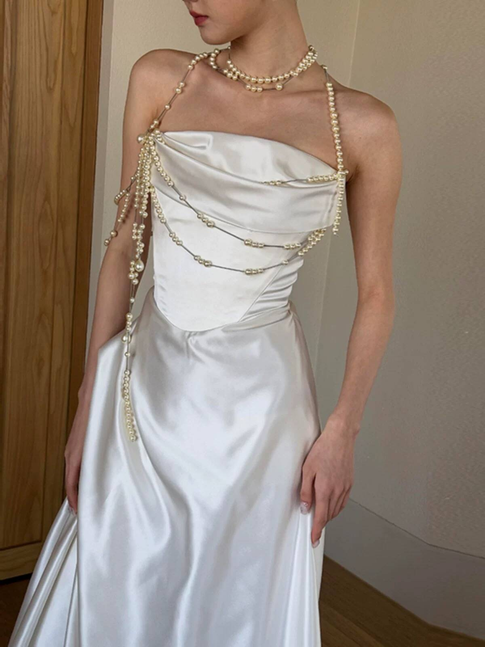 Modest A Line Strapless Sleeveless White Satin Wedding Dress Long Fairytale Autumn Wedding Dresses AU314